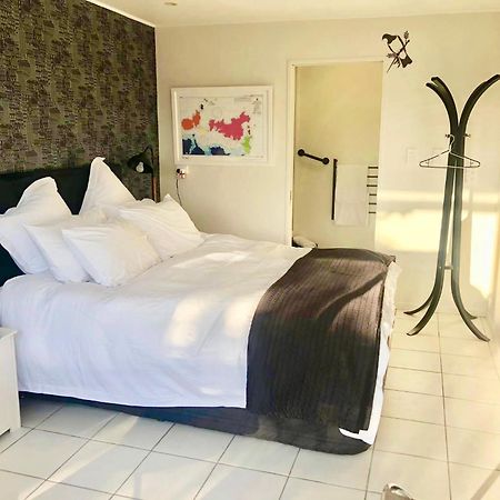 Le Chalet Waiheke Apartments Ostend Rum bild